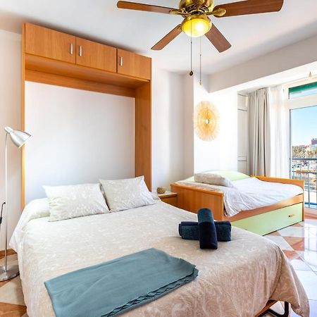 Sunny Seaside Apartment Arroyo De La Miel Luaran gambar