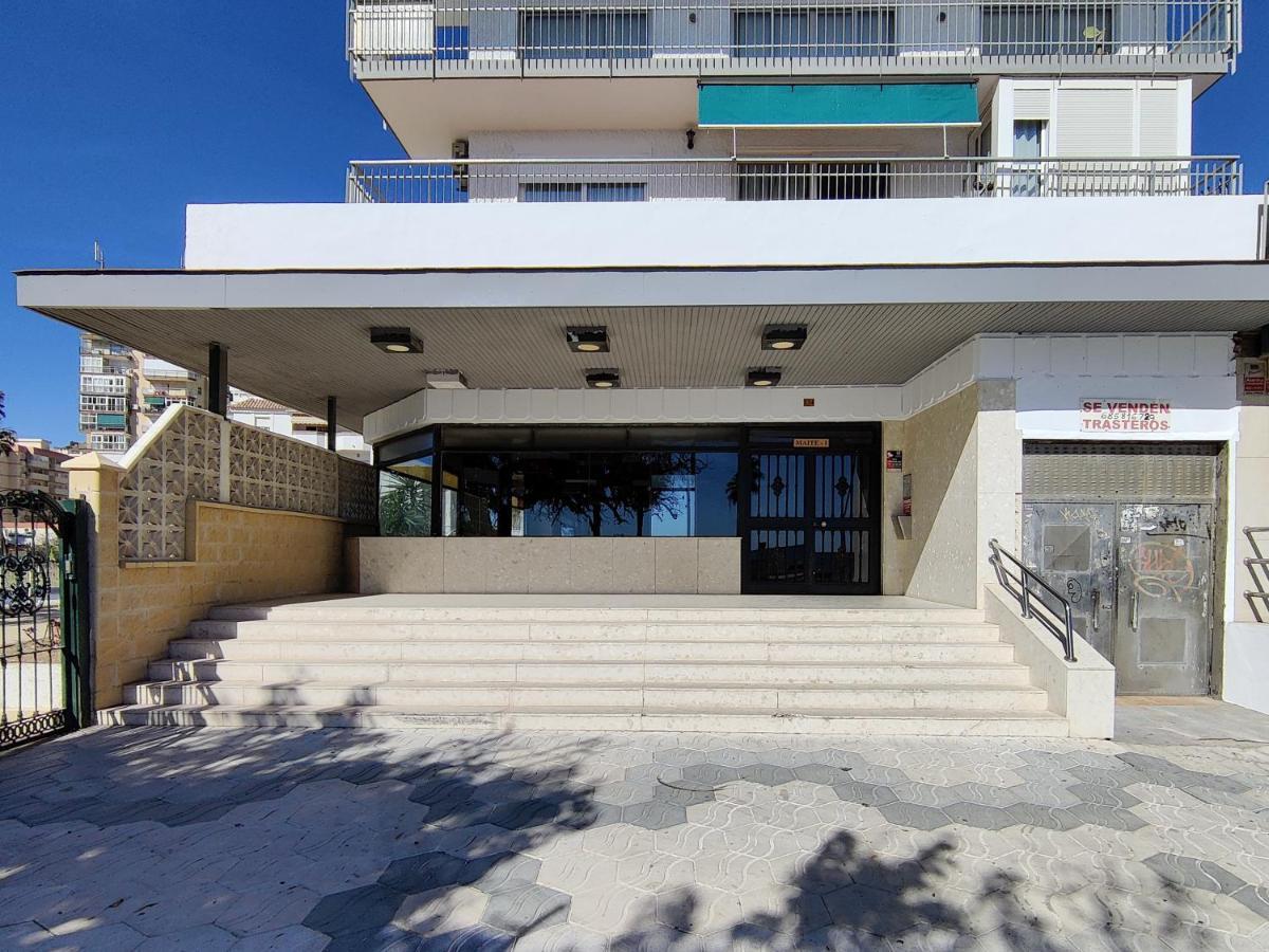 Sunny Seaside Apartment Arroyo De La Miel Luaran gambar